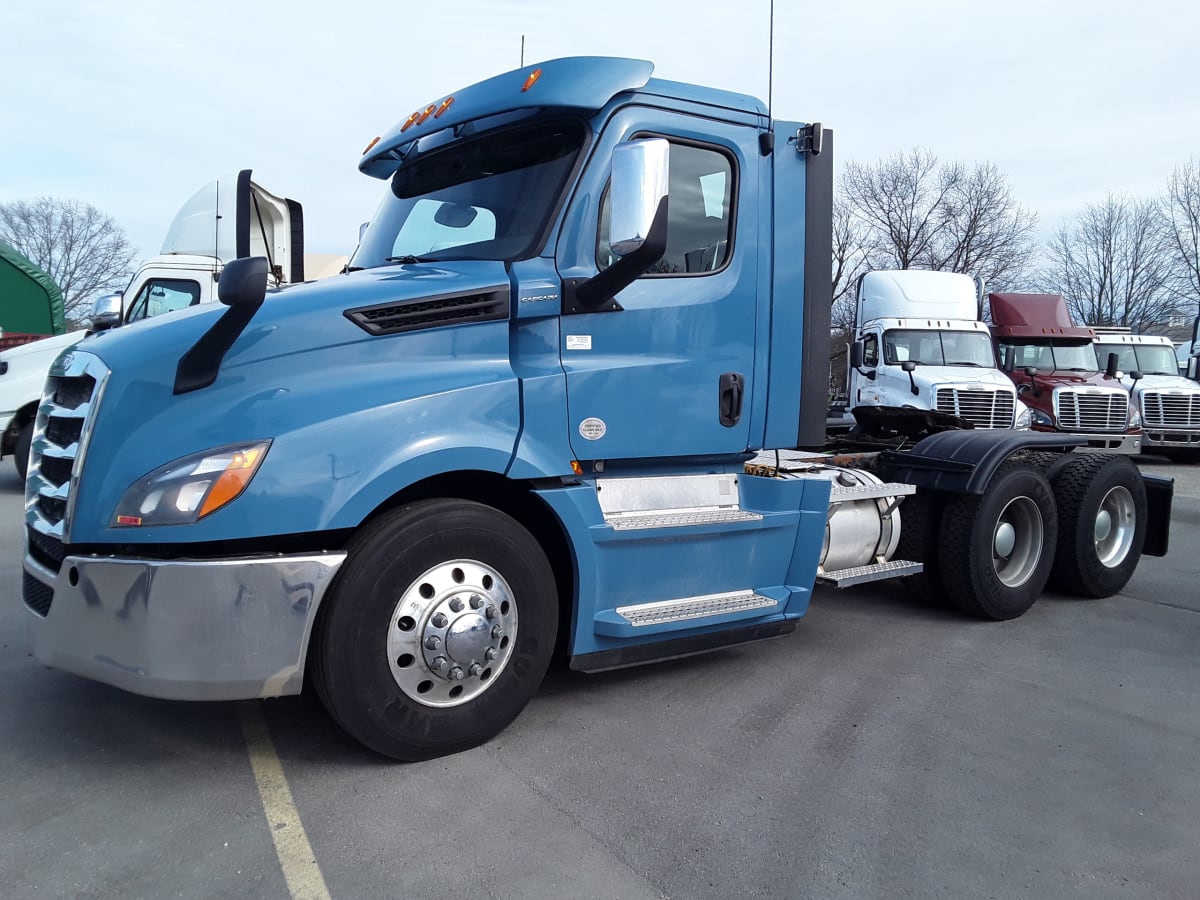 2020 Freightliner/Mercedes NEW CASCADIA PX12664 877136