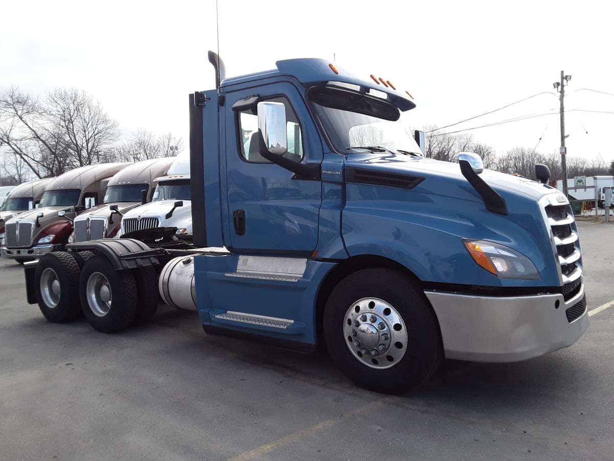 2020 Freightliner/Mercedes NEW CASCADIA PX12664 877136