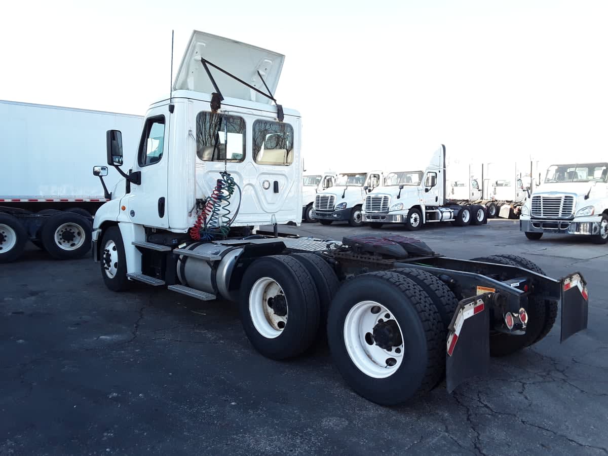 2019 Freightliner/Mercedes CASCADIA 125 877158