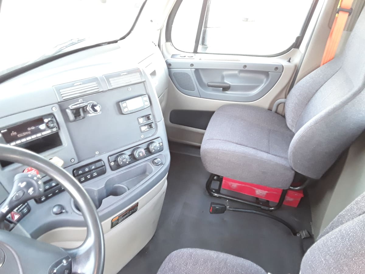 2019 Freightliner/Mercedes CASCADIA 125 877158