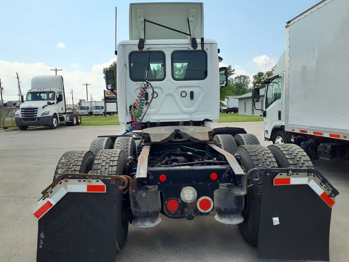 2020 Freightliner CASCADIA 125 877207