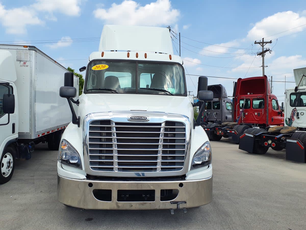 2020 Freightliner CASCADIA 125 877207