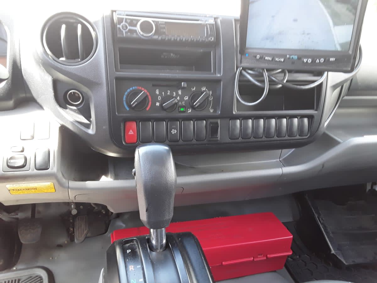 2019 Hino HINO 195 877303