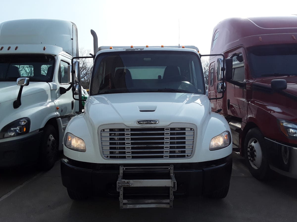2019 Freightliner/Mercedes M2 106 877335