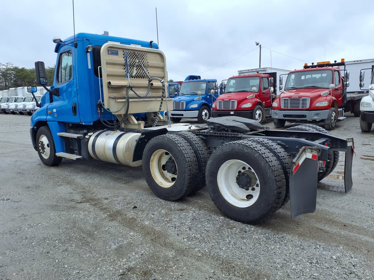 2020 Freightliner/Mercedes CASCADIA 125 877345