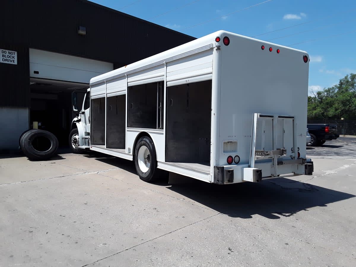 2019 Freightliner/Mercedes M2 106 877358