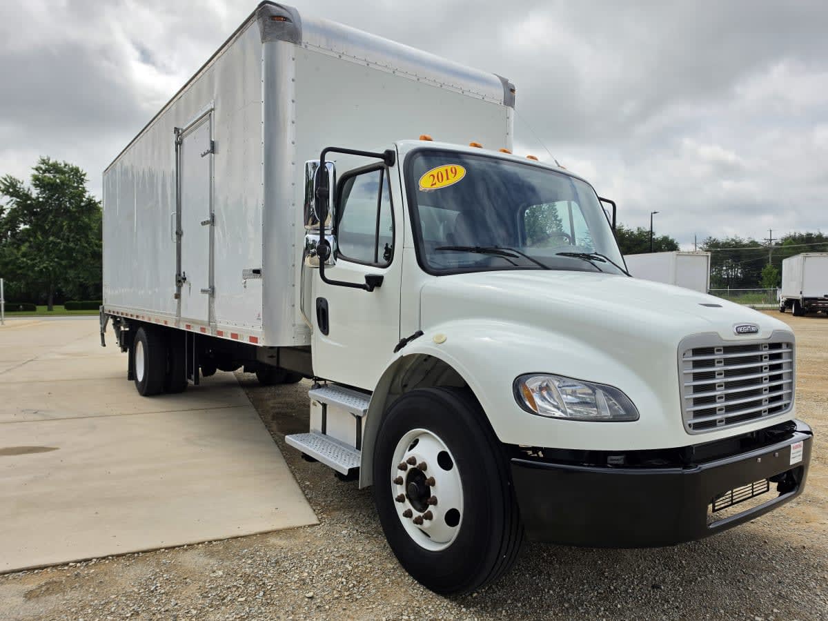 2019 Freightliner/Mercedes M2 106 877363