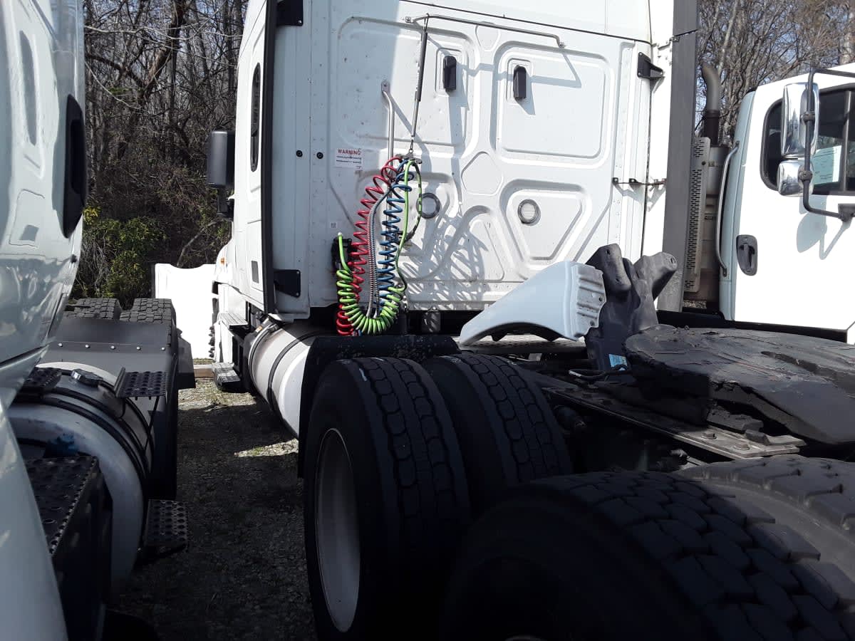 2020 Freightliner - image 6