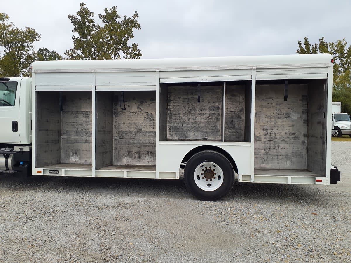 2019 Navistar International 4300 877383