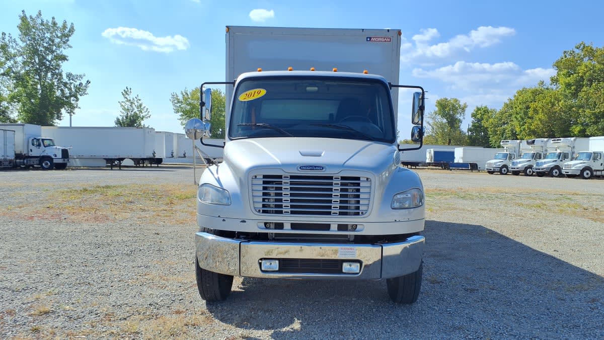 2019 Freightliner M2 106 877422