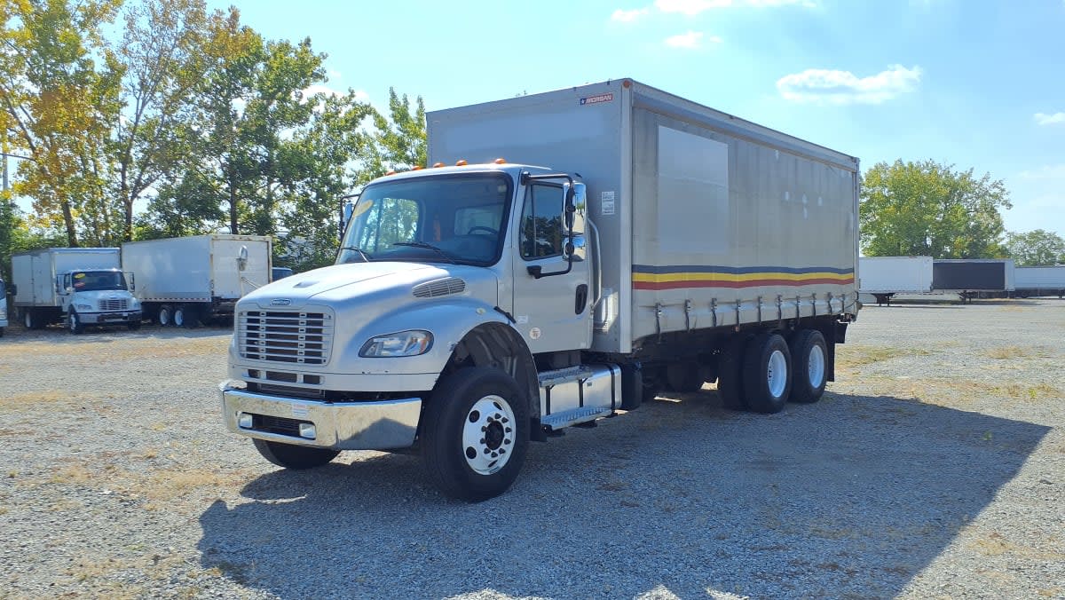 2019 Freightliner M2 106 877422