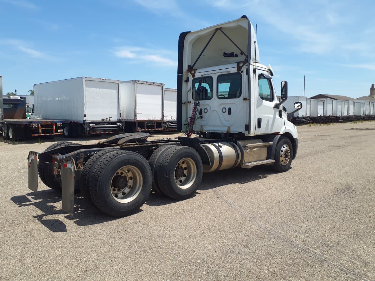 2020 Freightliner/Mercedes NEW CASCADIA 116 877427