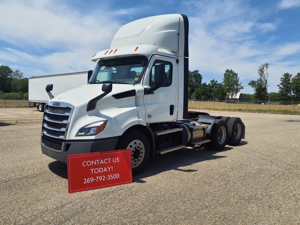 2020 Freightliner/Mercedes NEW CASCADIA 116 877427
