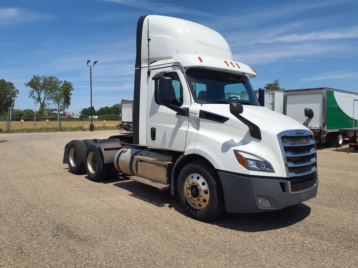 2020 Freightliner/Mercedes NEW CASCADIA 116 877427
