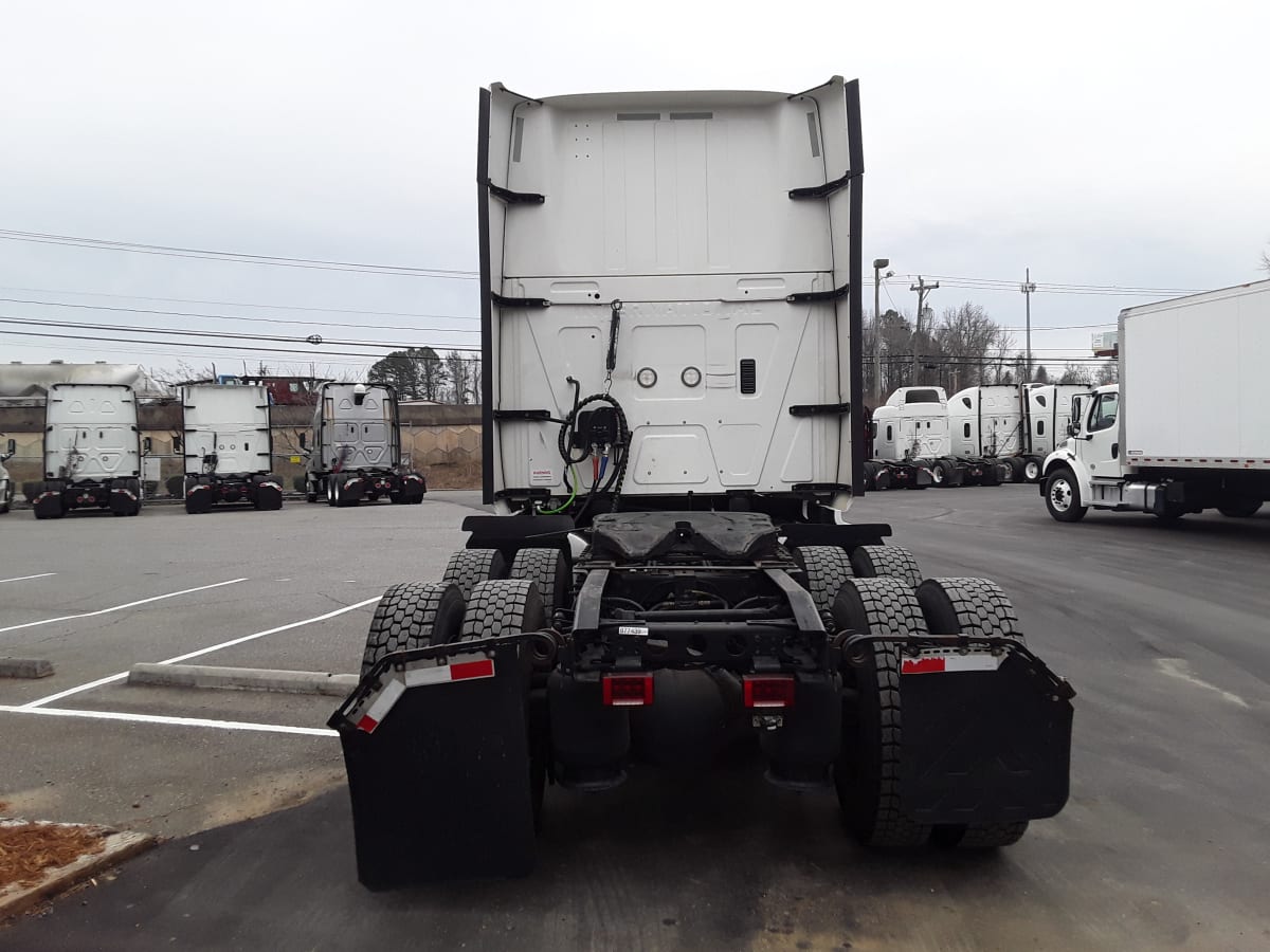 2019 Navistar International LT625 SLPR CAB 877439