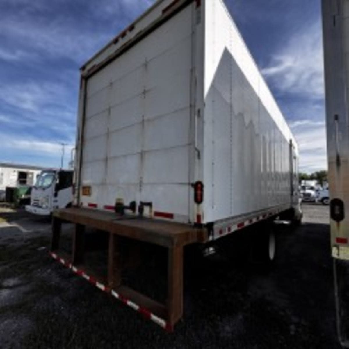 2019 Freightliner M2 106 877448