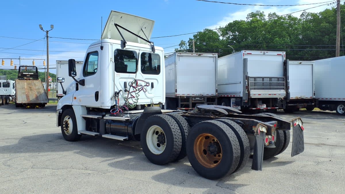 2020 Freightliner/Mercedes CASCADIA 125 877450