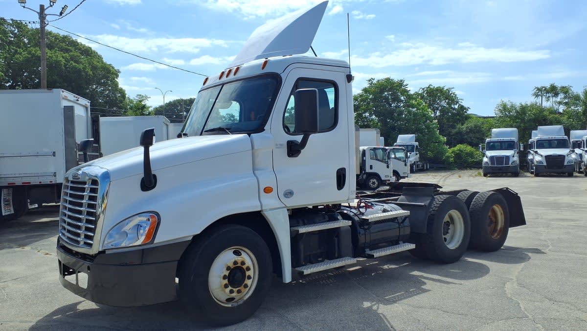 2020 Freightliner/Mercedes CASCADIA 125 877450
