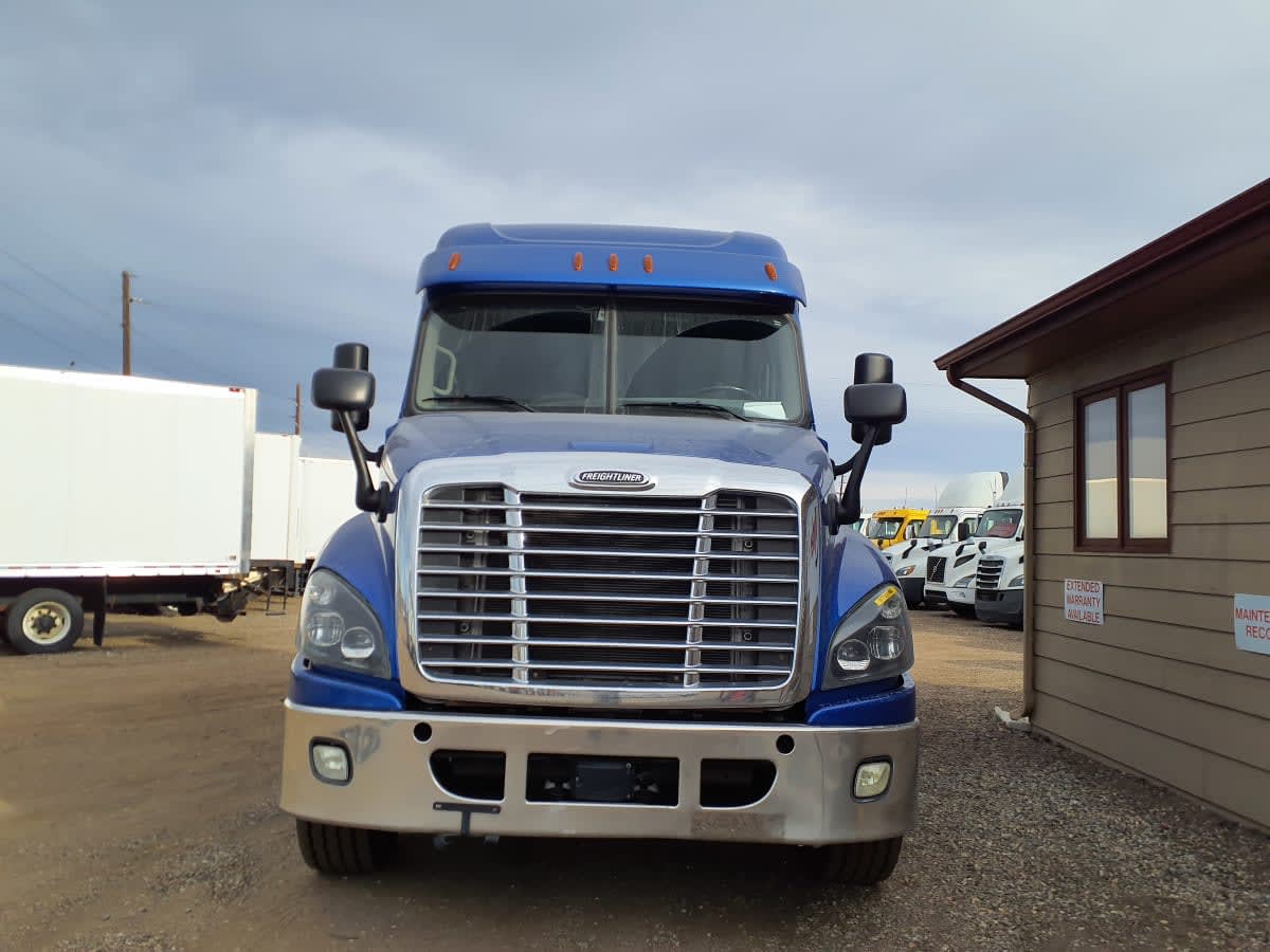 2020 Freightliner - image 2