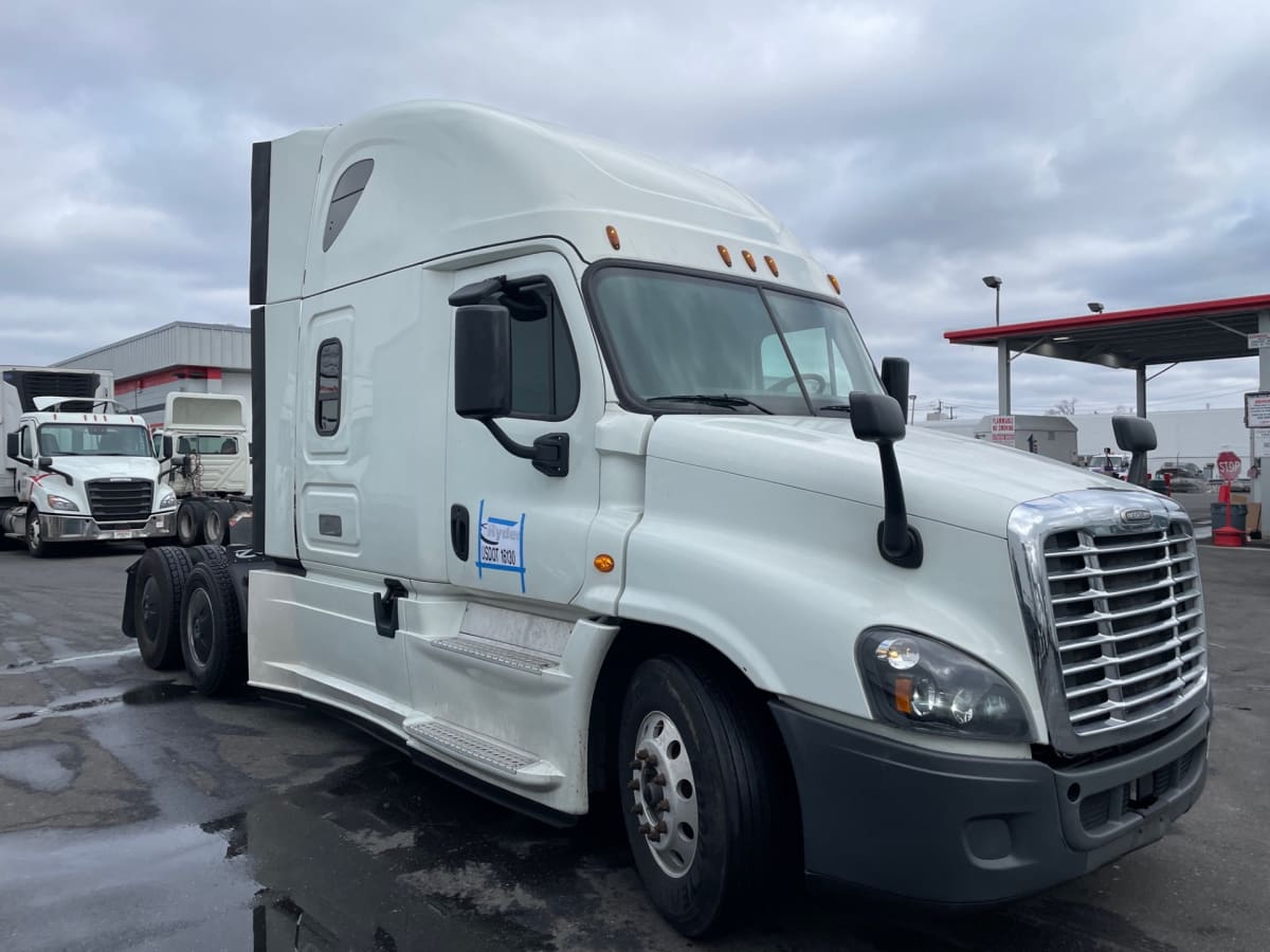 2019 Freightliner/Mercedes CASCADIA 125 877477