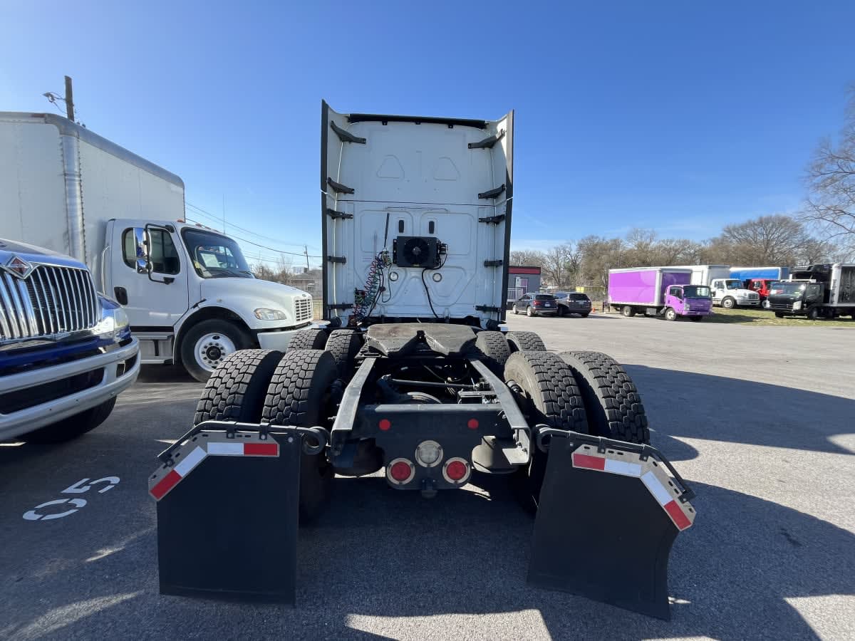 2019 Freightliner - image 5