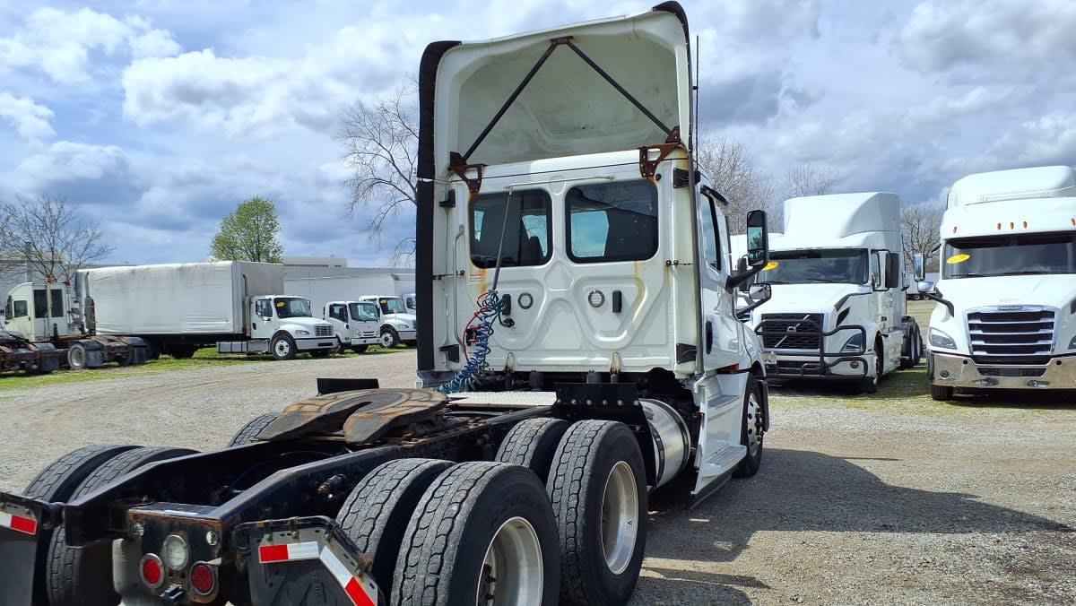 2020 Freightliner/Mercedes NEW CASCADIA PX12664 877550