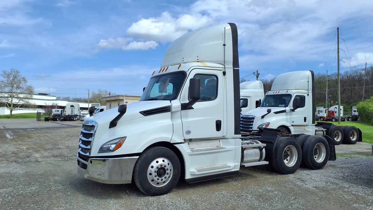 2020 Freightliner/Mercedes NEW CASCADIA PX12664 877550