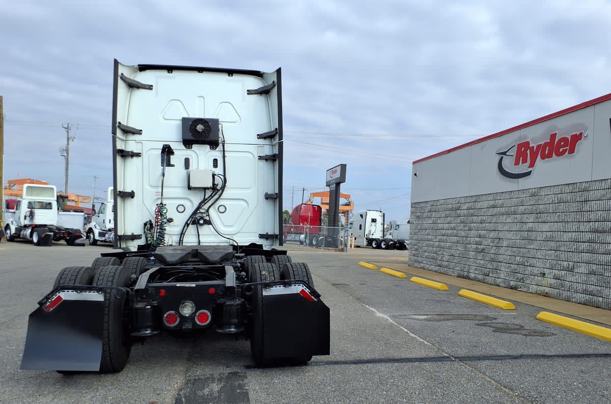 2020 Freightliner/Mercedes CASCADIA 125 877563