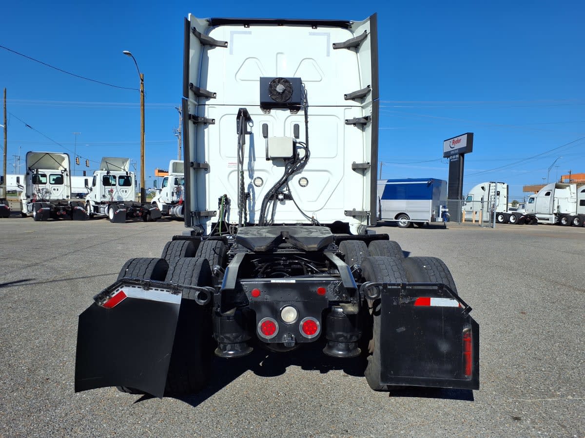 2020 Freightliner/Mercedes CASCADIA 125 877571