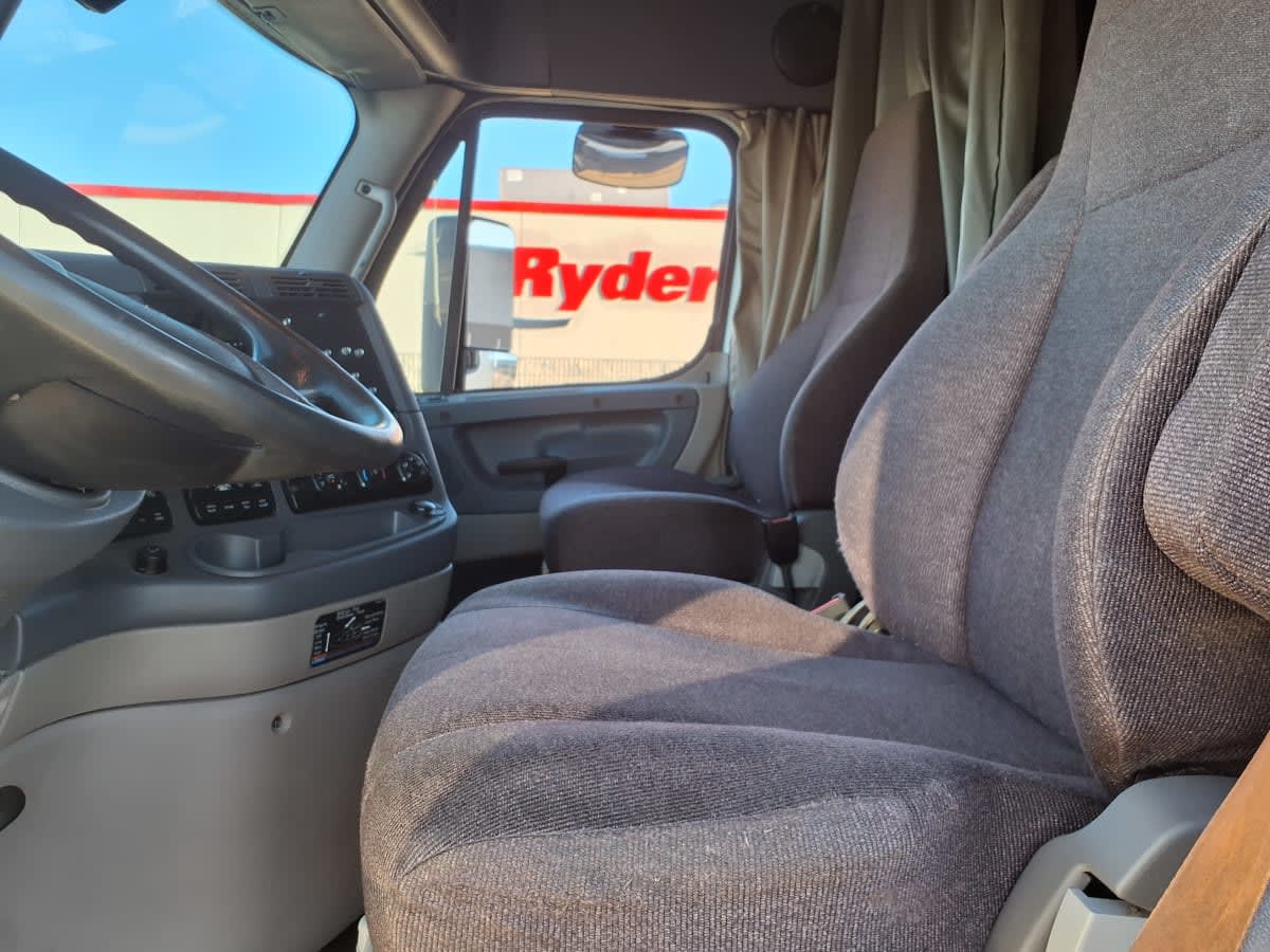 2020 Freightliner/Mercedes CASCADIA 125 877579