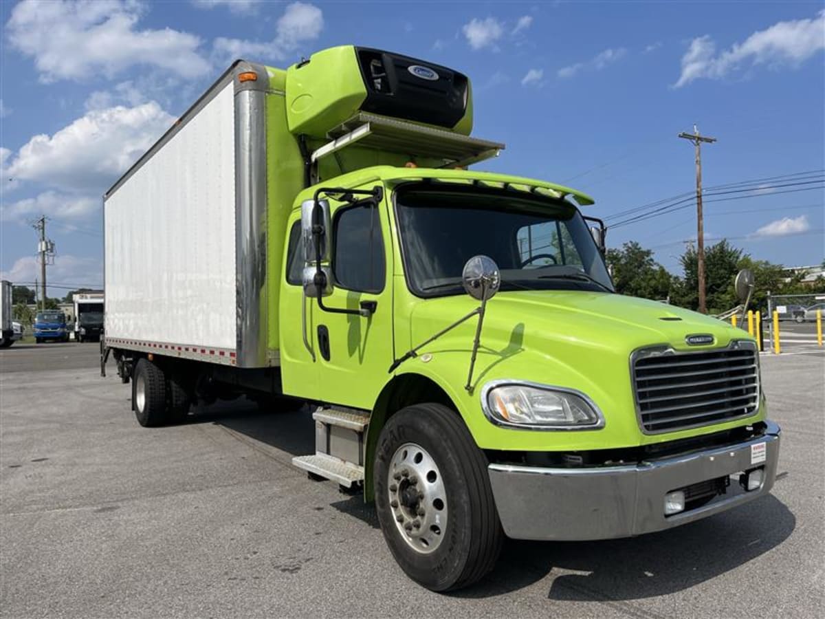 2019 Freightliner M2 106 877626