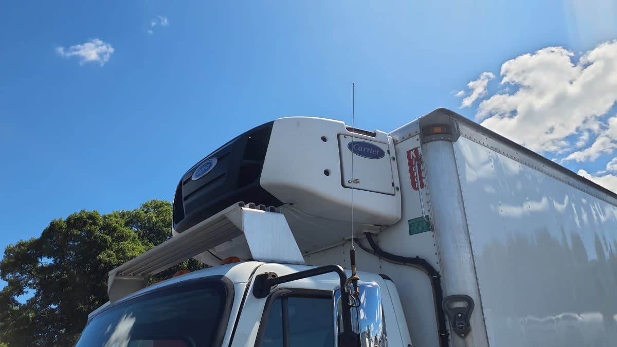 2019 Freightliner/Mercedes M2 106 877661