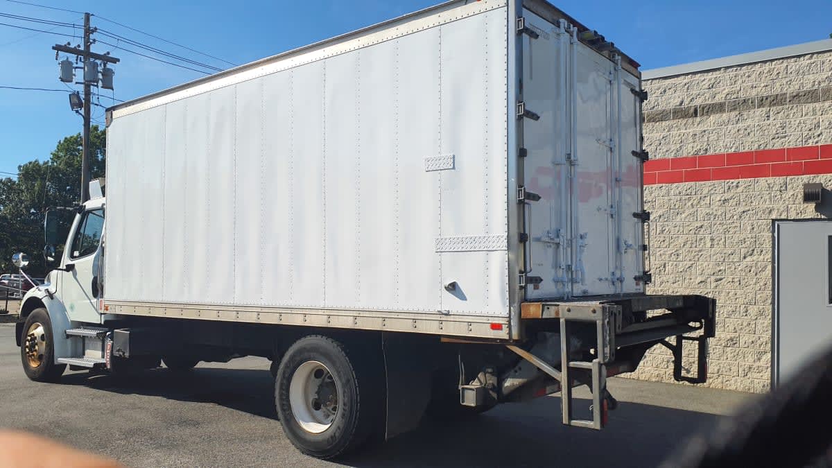 2019 Freightliner/Mercedes M2 106 877668