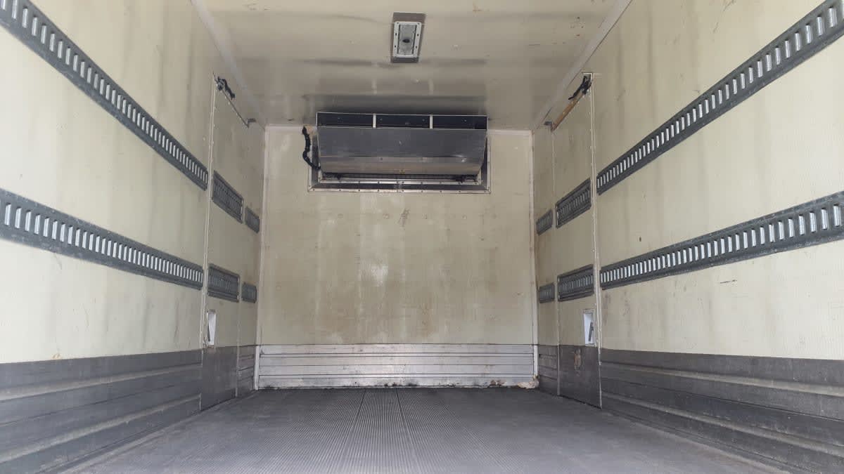 2019 Freightliner/Mercedes M2 106 877672