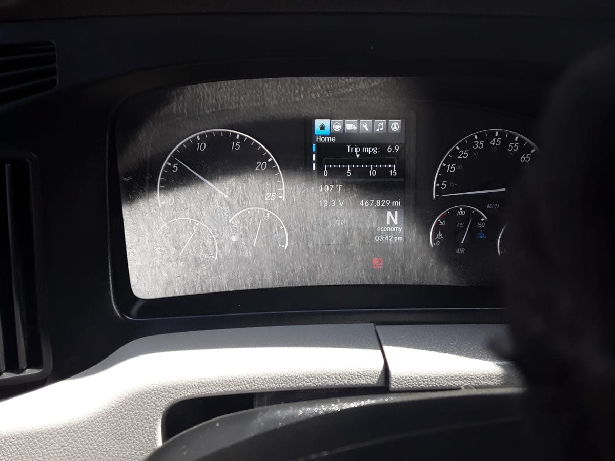 2019 Freightliner NEW CASCADIA 116 877692