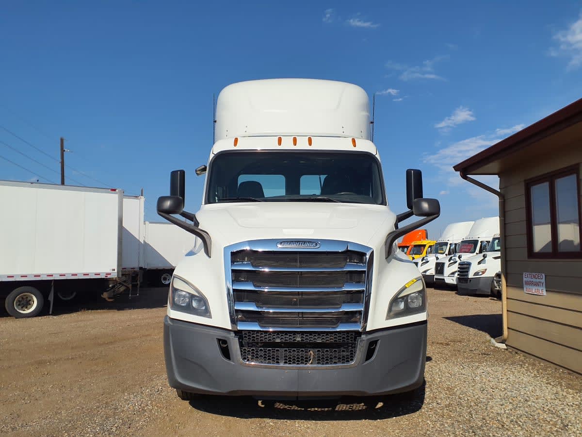 2019 Freightliner - image 2