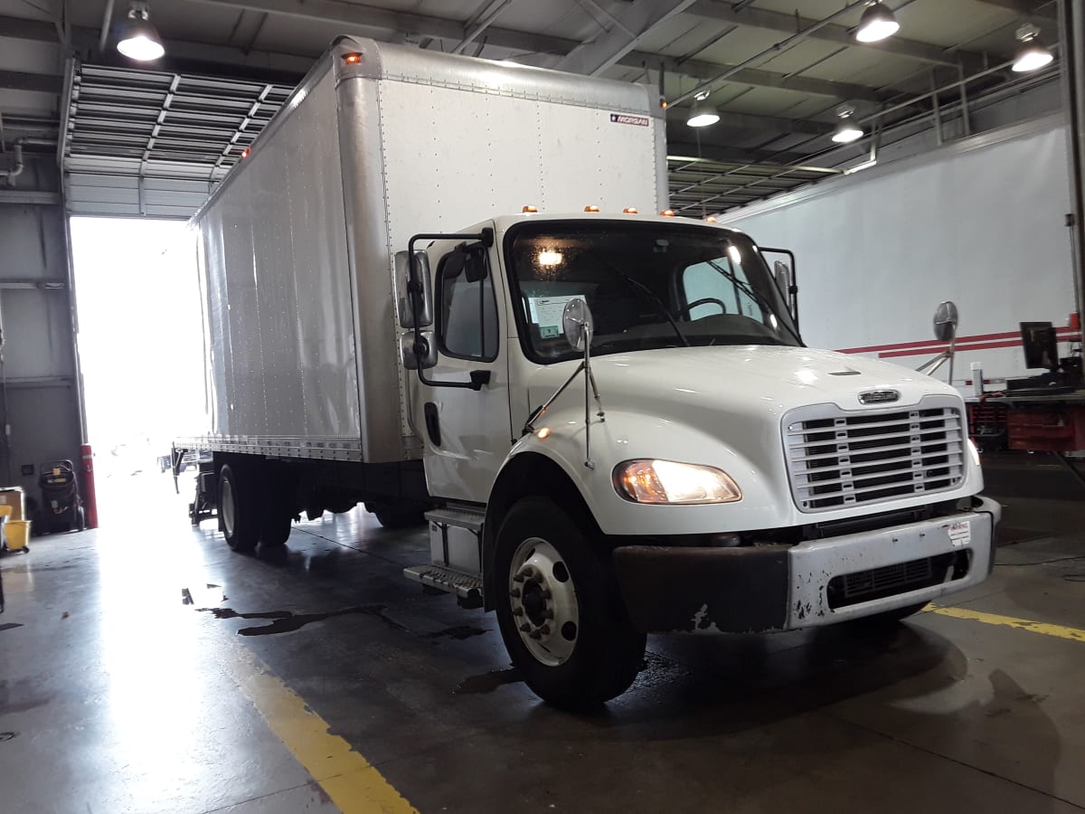 2019 Freightliner/Mercedes M2 106 877744