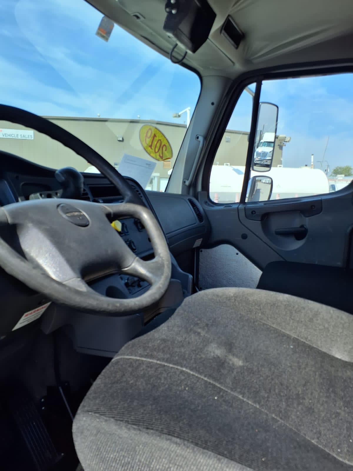 2019 Freightliner M2 106 in Fort Worth, TX — photo 7