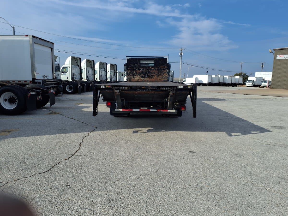 2019 Freightliner M2 106 in Fort Worth, TX — photo 5