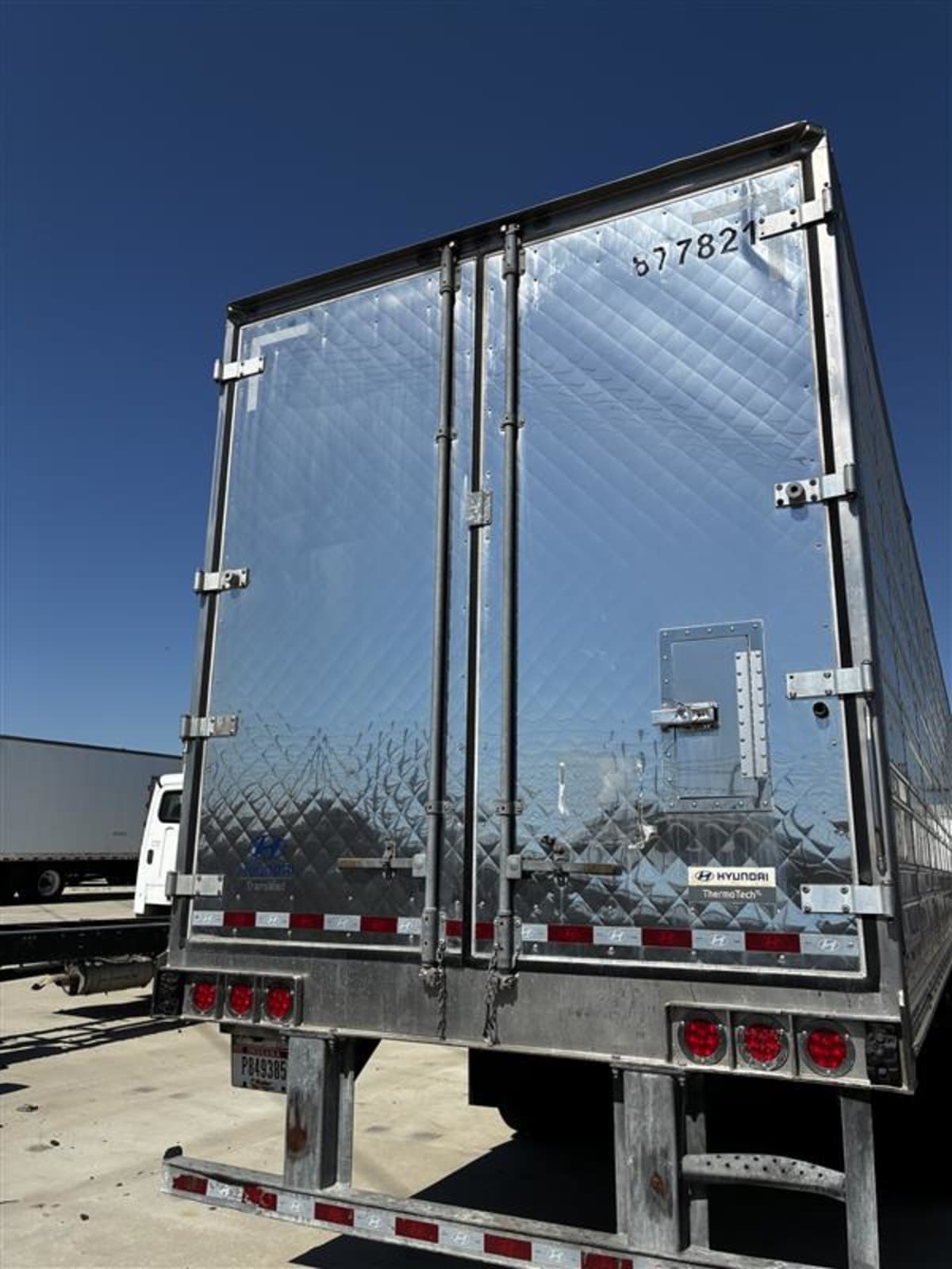 2019 Utility Trailers VS2R-48/156/102 877821