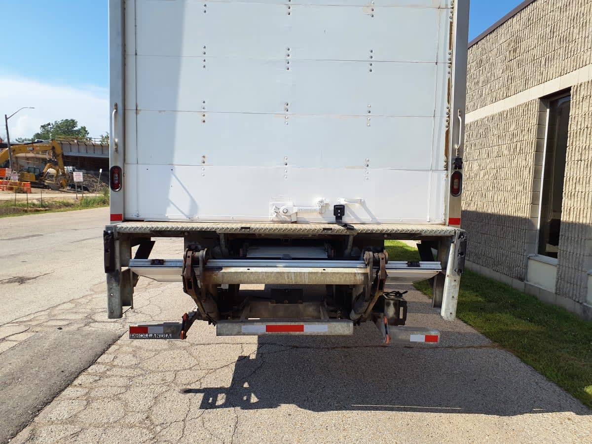 2019 Hino 338 877824