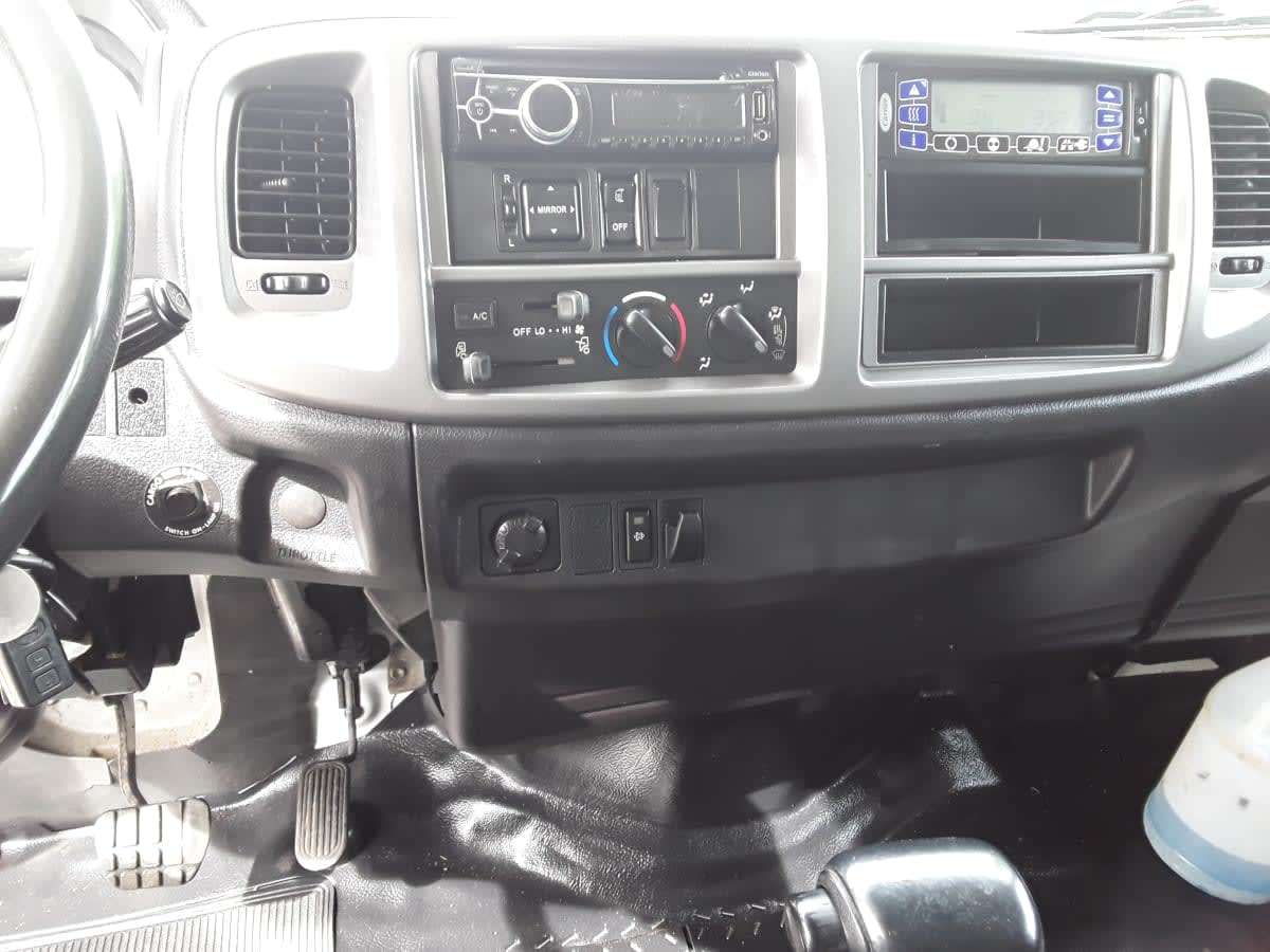 2019 Hino HINO 268 877828