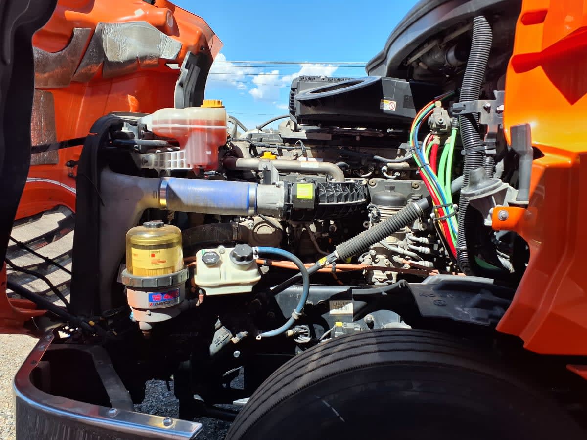 2019 Freightliner Cascadia in Commerce City, CO — photo 8