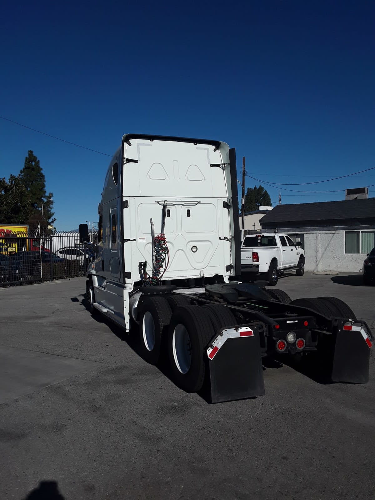2019 Freightliner - image 6