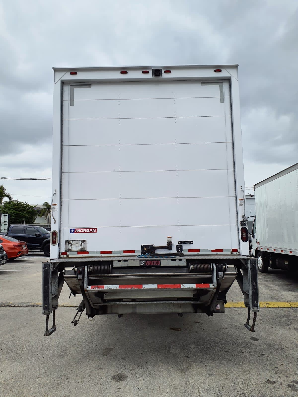 2019 Freightliner/Mercedes M2 106 877997