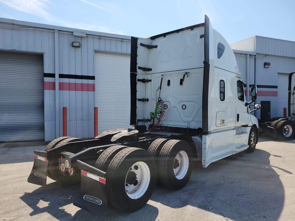 2020 Freightliner/Mercedes NEW CASCADIA PX12664 878043