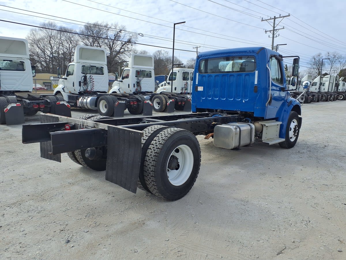 2019 Freightliner/Mercedes M2 106 878057