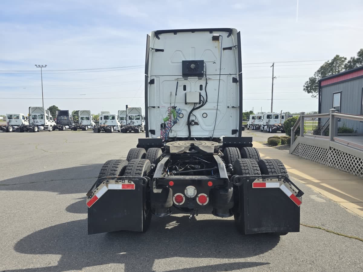 2020 Freightliner - image 5