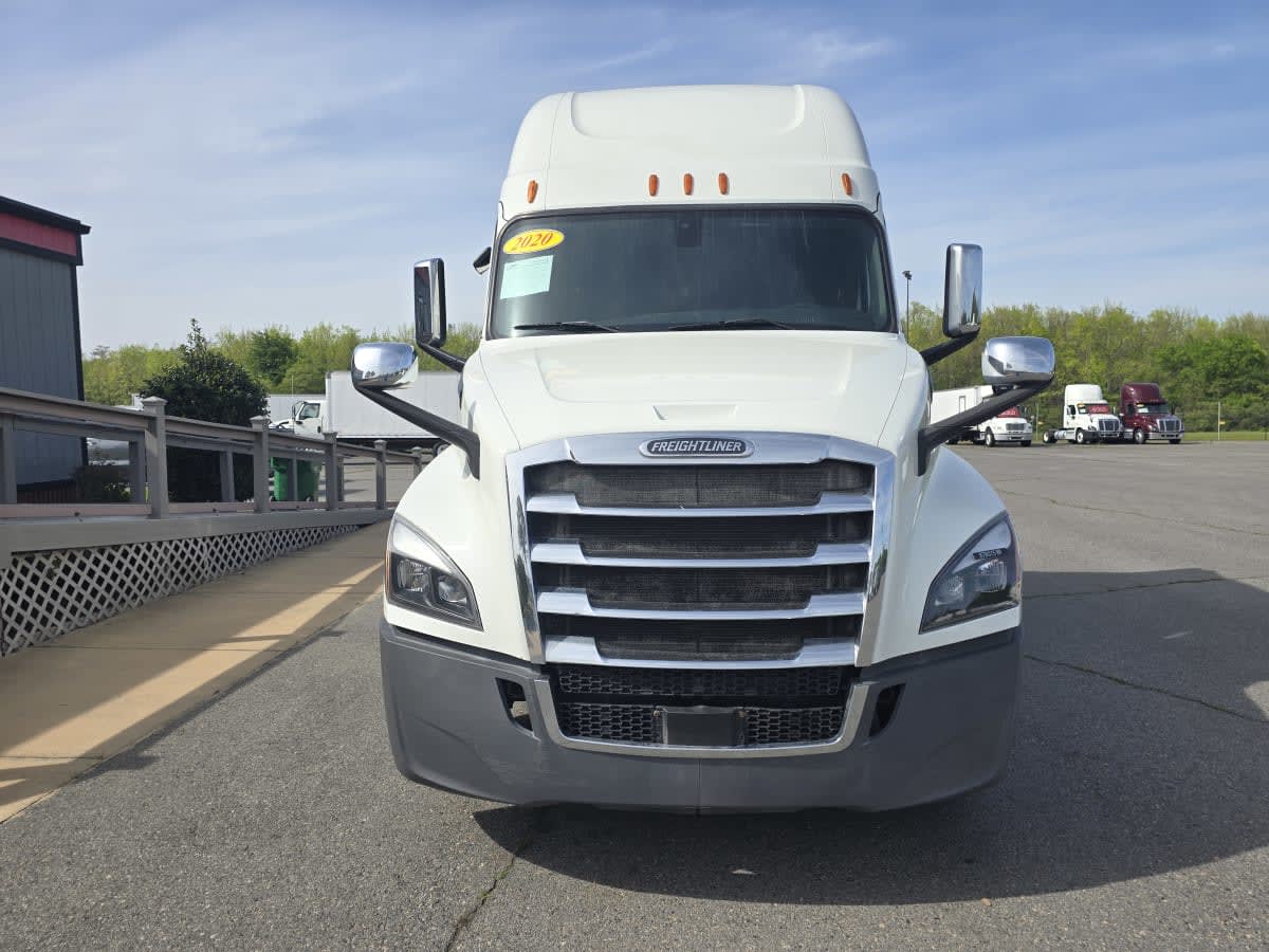 2020 Freightliner - image 2