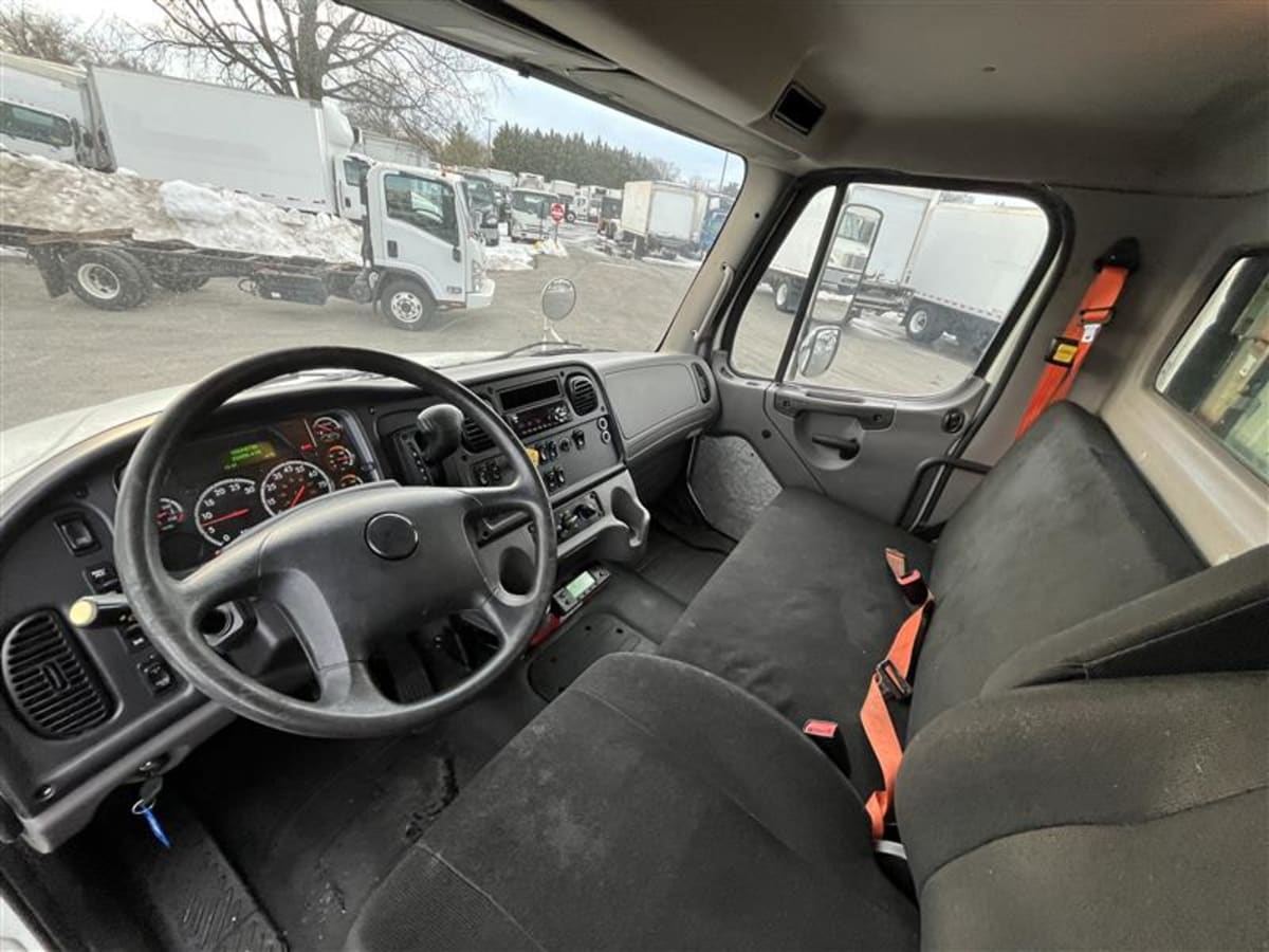 2019 Freightliner/Mercedes M2 106 878174